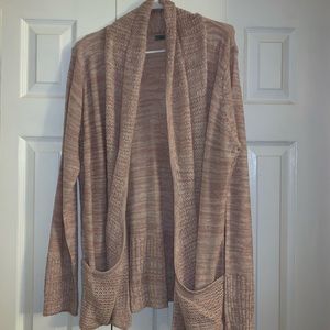 Cute mauve & white cardigan